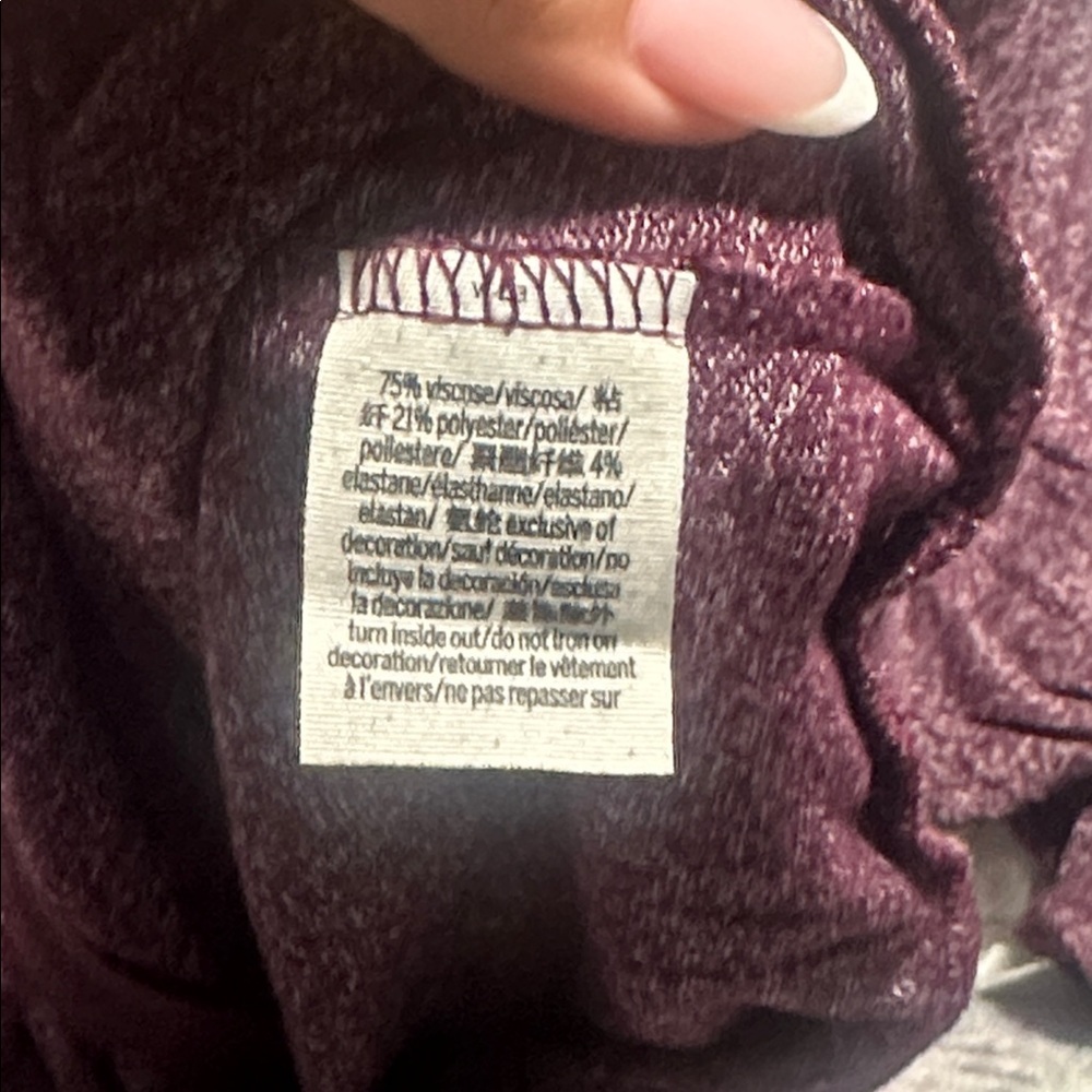 PINK Victoria's Secret Women's Maroon zip up - Picture 7 of 7